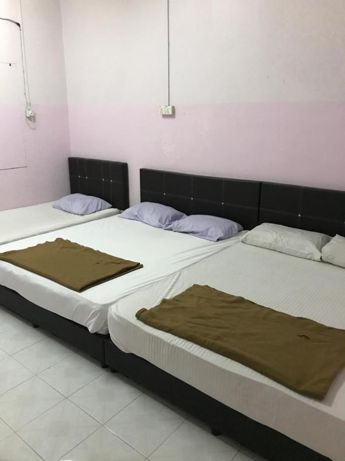 Yb House Hotel Kuantan Exterior photo